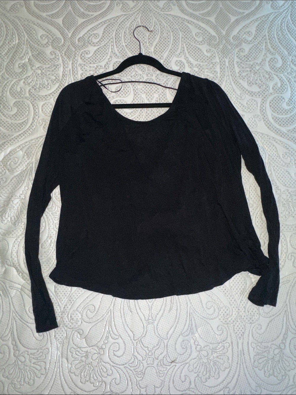EXPRESS NWT long sleeve open twist back shirt with tie detail S NWT